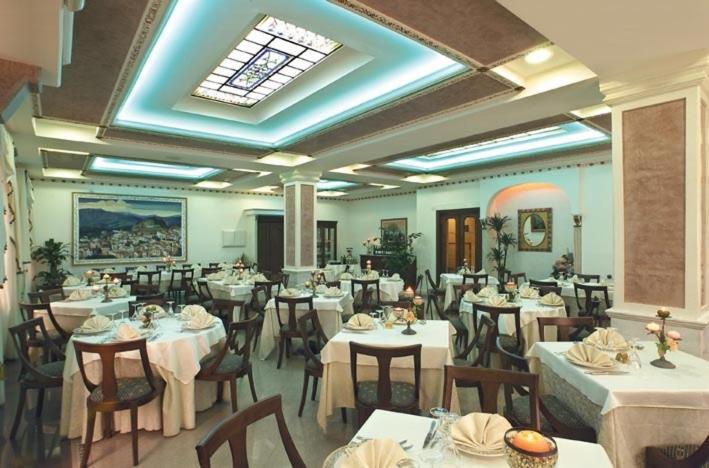 Hotel Ristorante La Siesta Pietrapaola Экстерьер фото